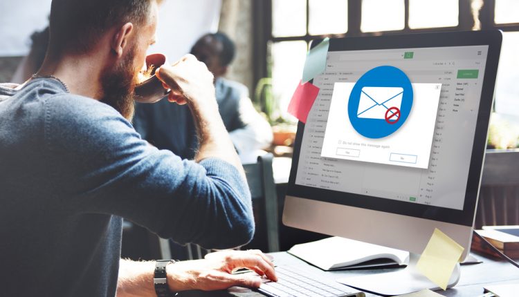 malicious mails, scammers