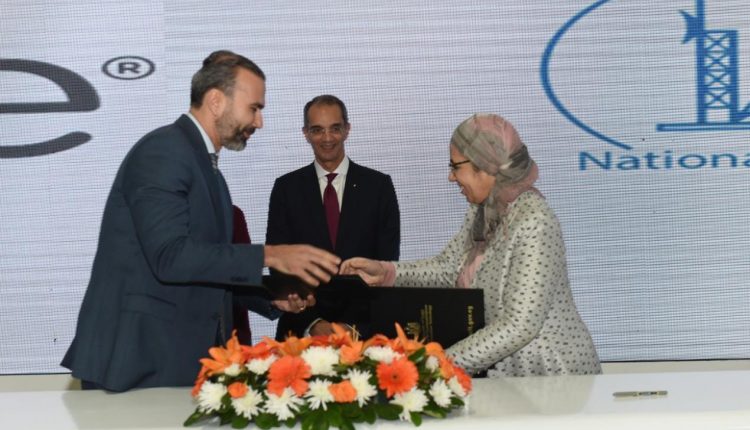 (L-R) Ahmed El Saadi, VMware, Amr Talaat, Minister of ICT, Egypt and Prof Iman Ashour, NTI