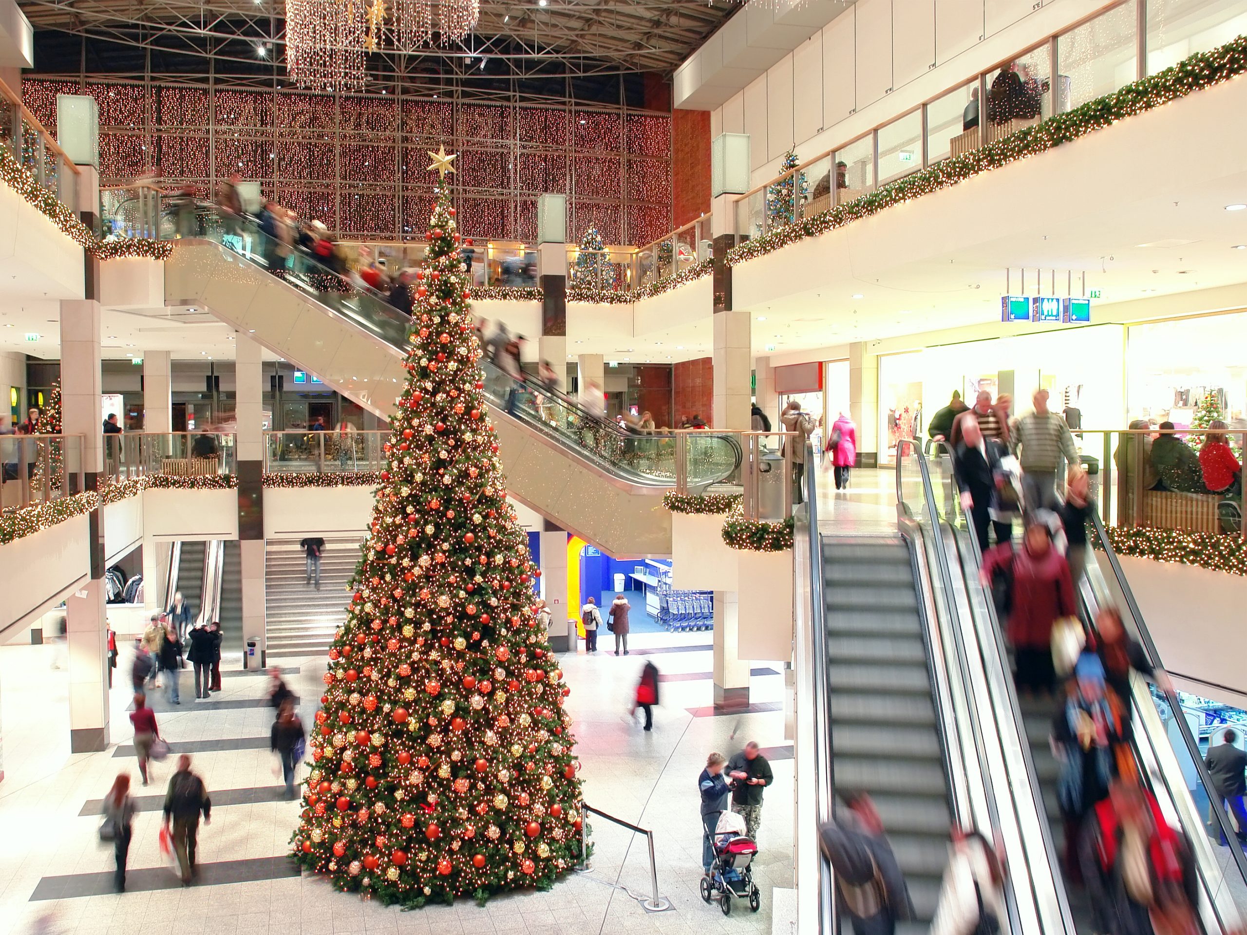 retail mall christmas