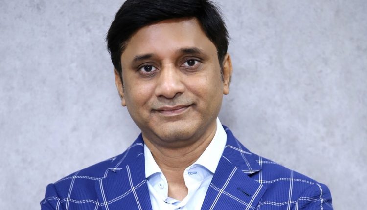 Anand Choudha, Spectrami