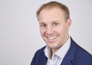 Bob de Caux, IFS