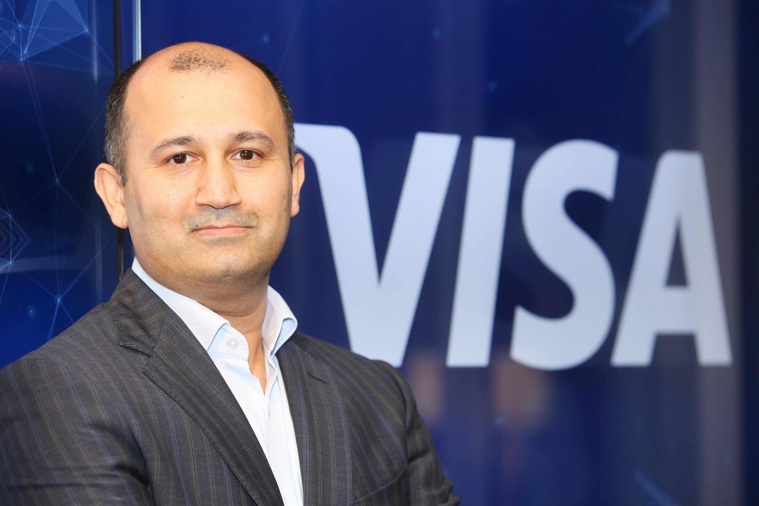 Shahebaz Khan, Visa