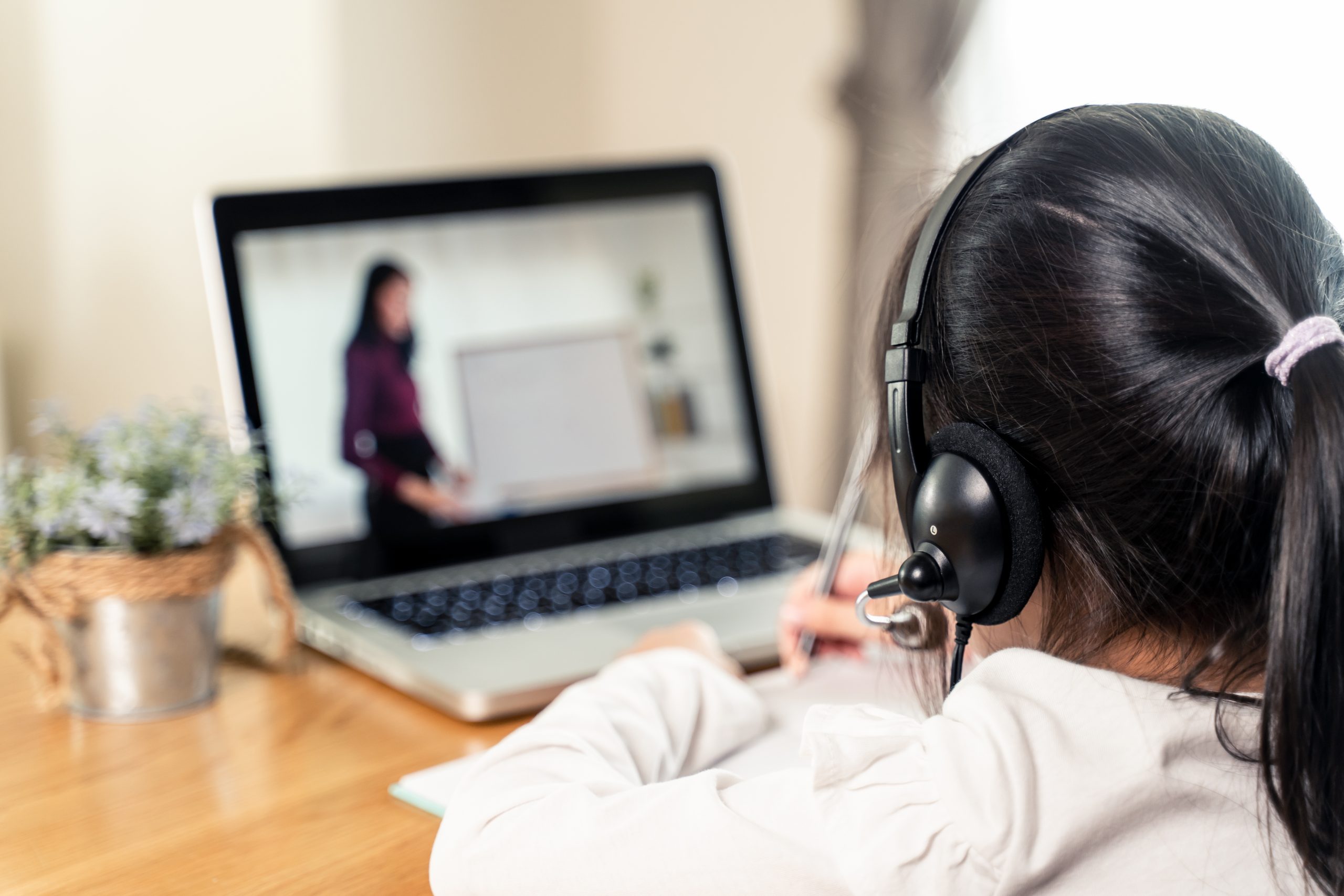 remote earning distance blended learning education