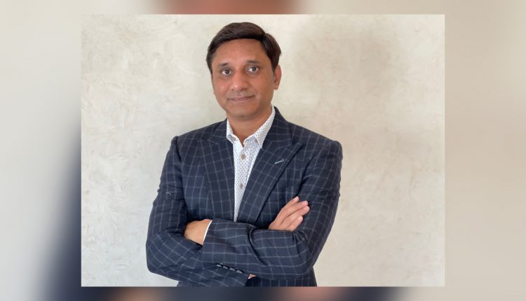 Anand Choudha, Spectrami
