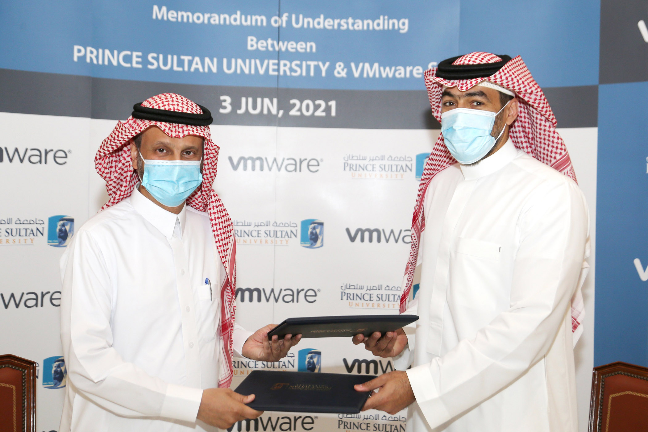 Prince Sultan L-R Dr. Mohamed Alkanhal, PSU and Saif Mashat, VMware