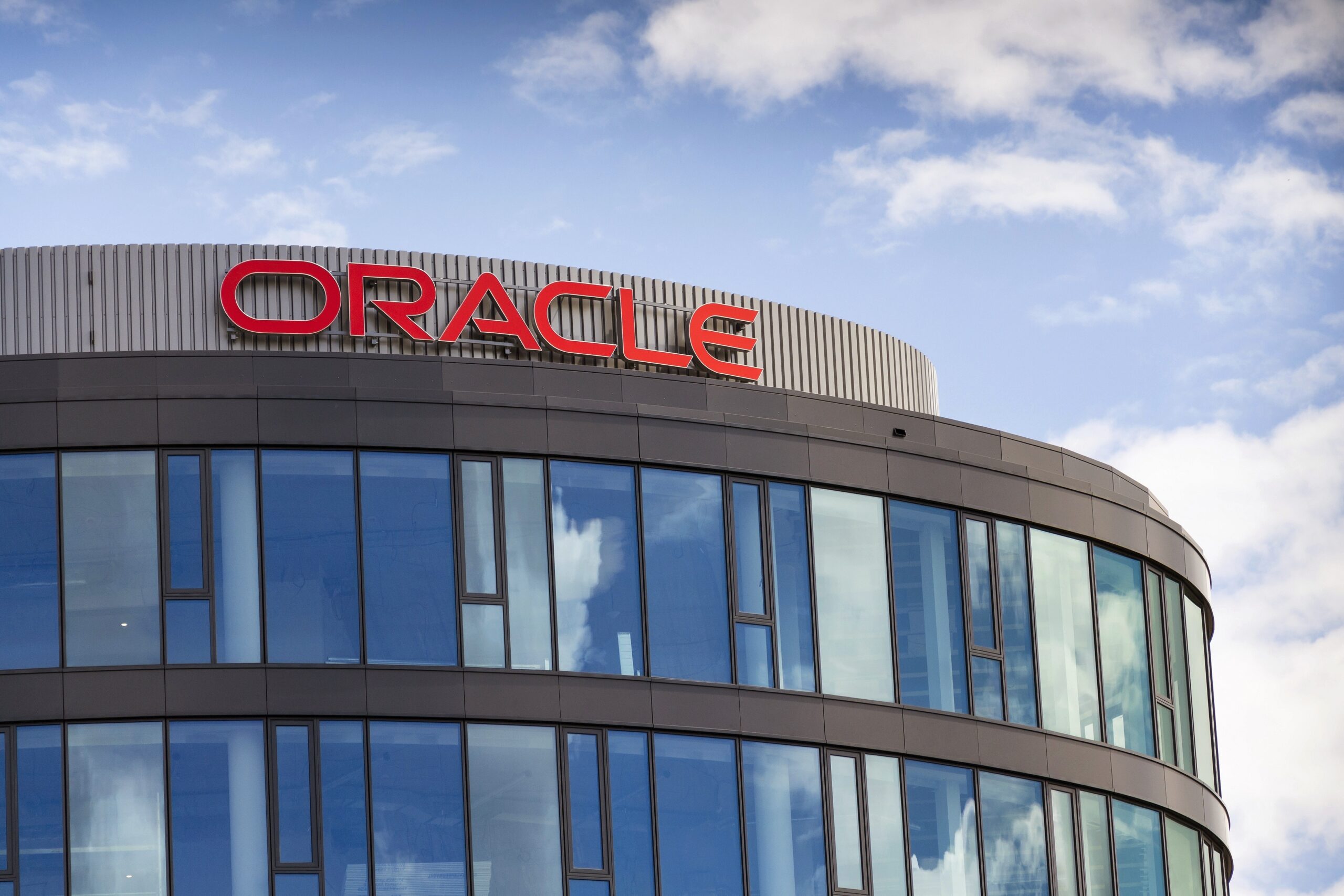 Oracle to Invest $1.5 Billion to Meet Cloud Computing Demand in Saudi Arabia