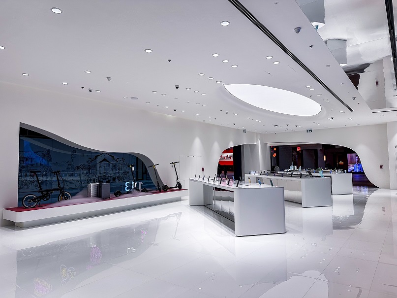 Xiaomi Opens Flagship Store in the UAE at Dubai Mall