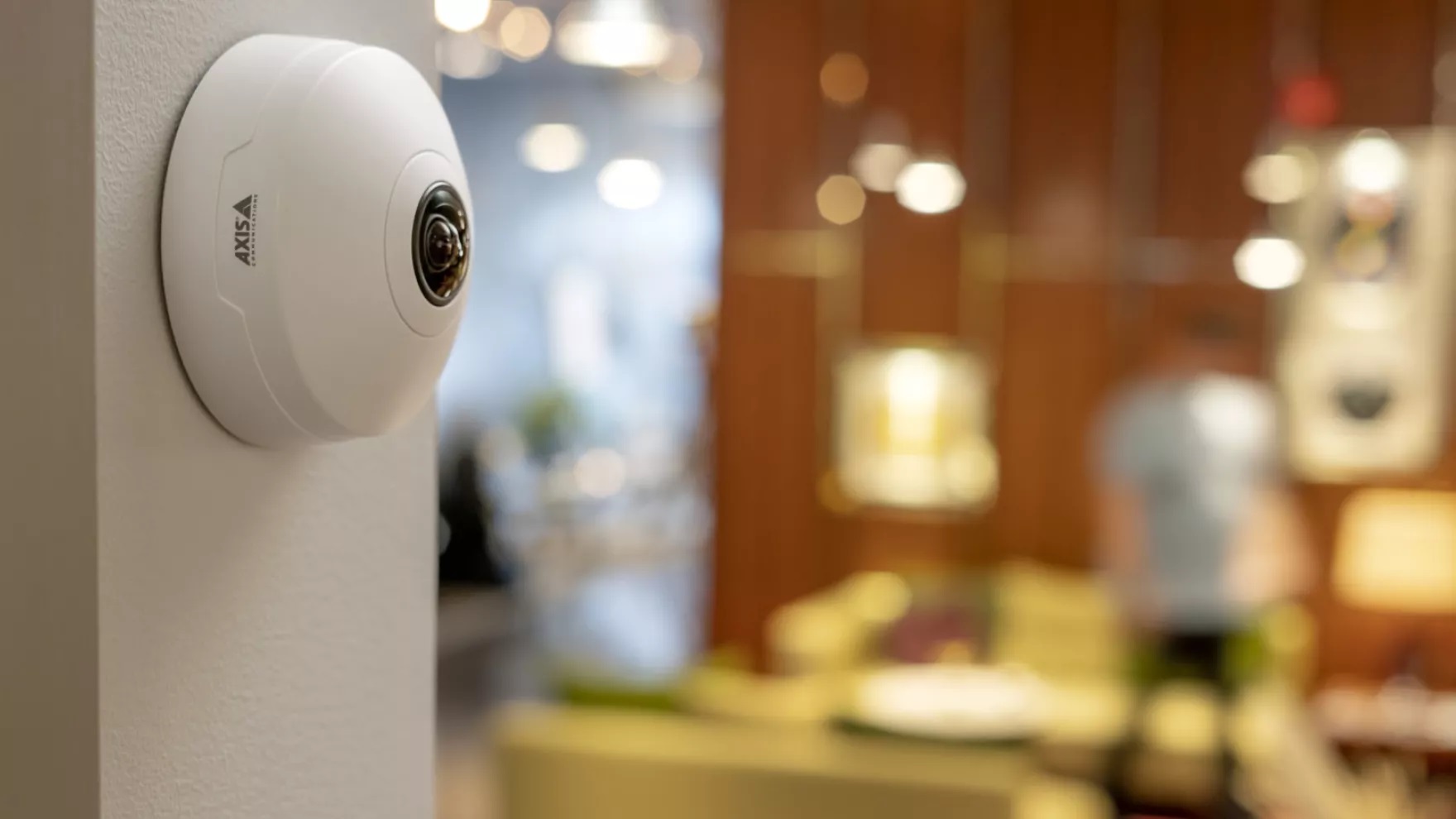 Axis Communications announces two new ultra-compact panoramic cameras