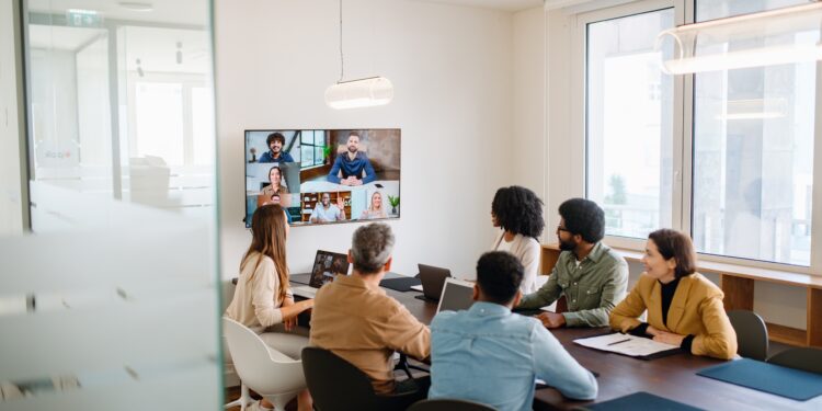 Beyond borders: Securing fragmented work environments