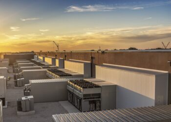 Vertiv and Compass Datacentres collaborate on combination Liquid and Air-Cooling System