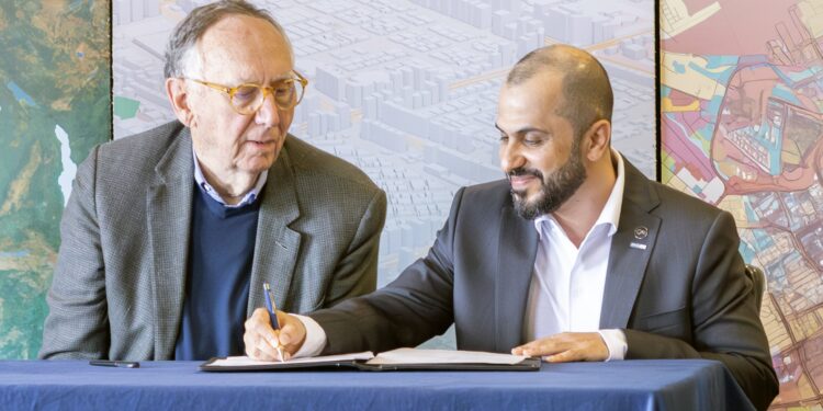 Space42, Microsoft, and Esri sign MoU to enhance mapping capabilities across Africa