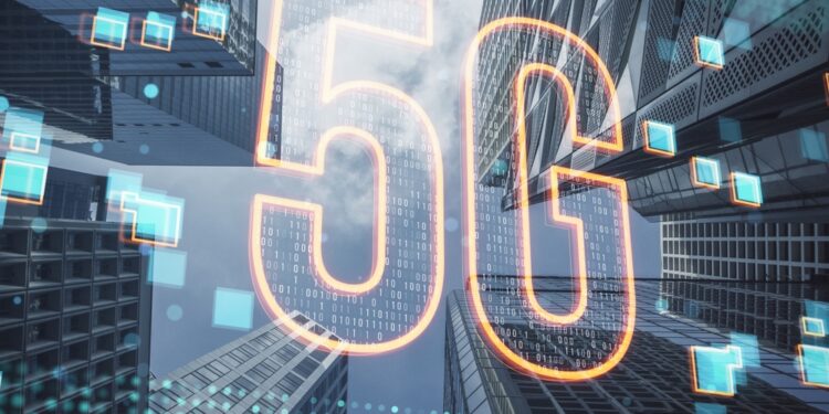 du hits 5G-advanced milestone with region’s first dual-band AAU deployment