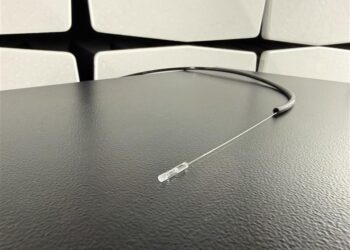 TII unveils 2 µm fibre laser for Medical and Industrial use