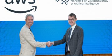 MBZUAI and AWS collaborate to drive research, skills, and innovation in AI