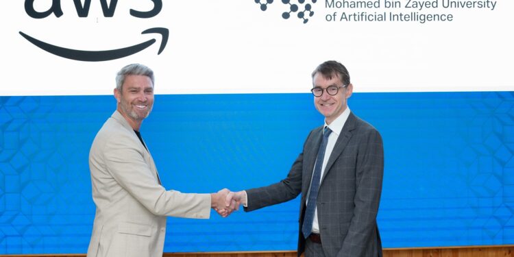 MBZUAI and AWS collaborate to drive research, skills, and innovation in AI