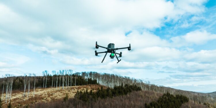 ENEC, TII and ASPIRE collaborate on autonomous aerial systems