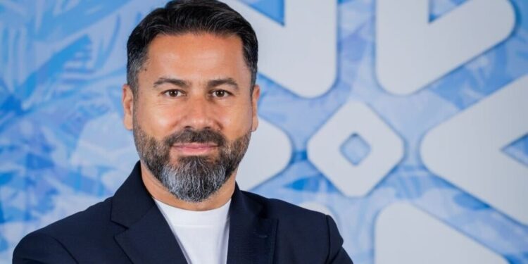 Snowflake bets on Michel Nader to lead META