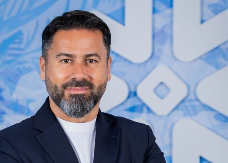 Snowflake bets on Michel Nader to lead META